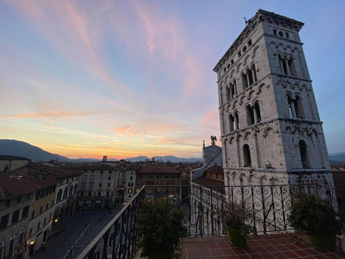 Palazzo Rocchi - Residenza D'Epoca Bed & Breakfast Lucca Bagian luar foto