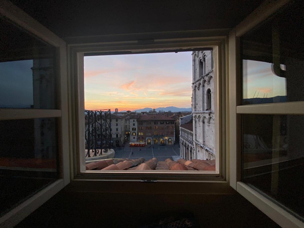 Palazzo Rocchi - Residenza D'Epoca Bed & Breakfast Lucca Bagian luar foto