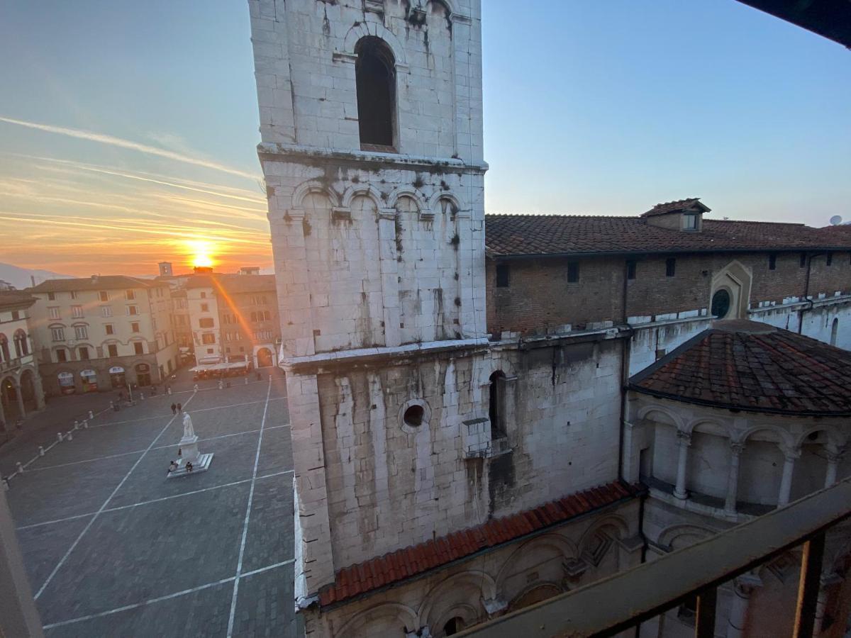 Palazzo Rocchi - Residenza D'Epoca Bed & Breakfast Lucca Bagian luar foto