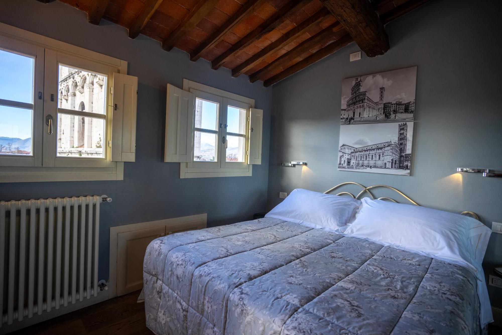 Palazzo Rocchi - Residenza D'Epoca Bed & Breakfast Lucca Bagian luar foto