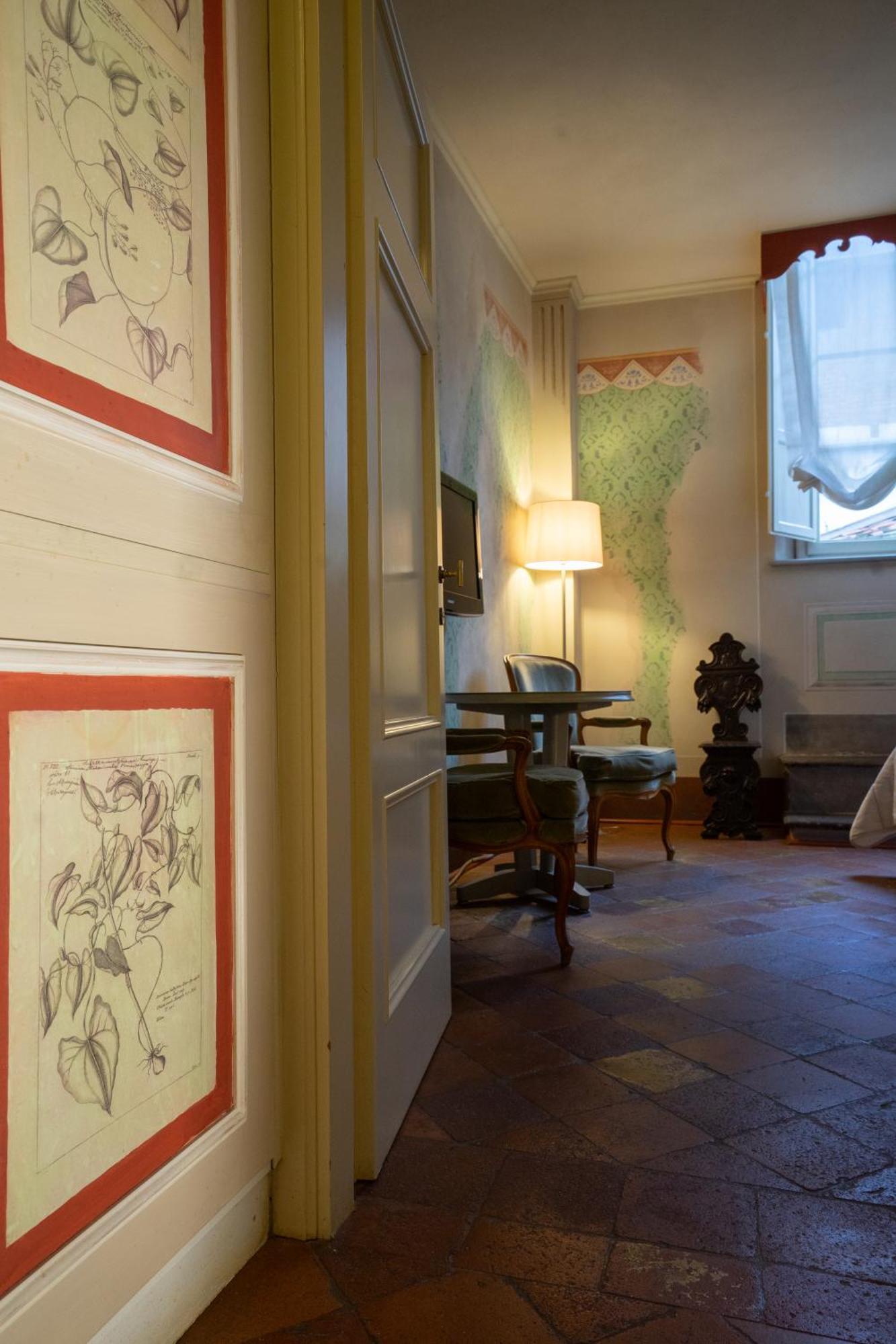 Palazzo Rocchi - Residenza D'Epoca Bed & Breakfast Lucca Bagian luar foto