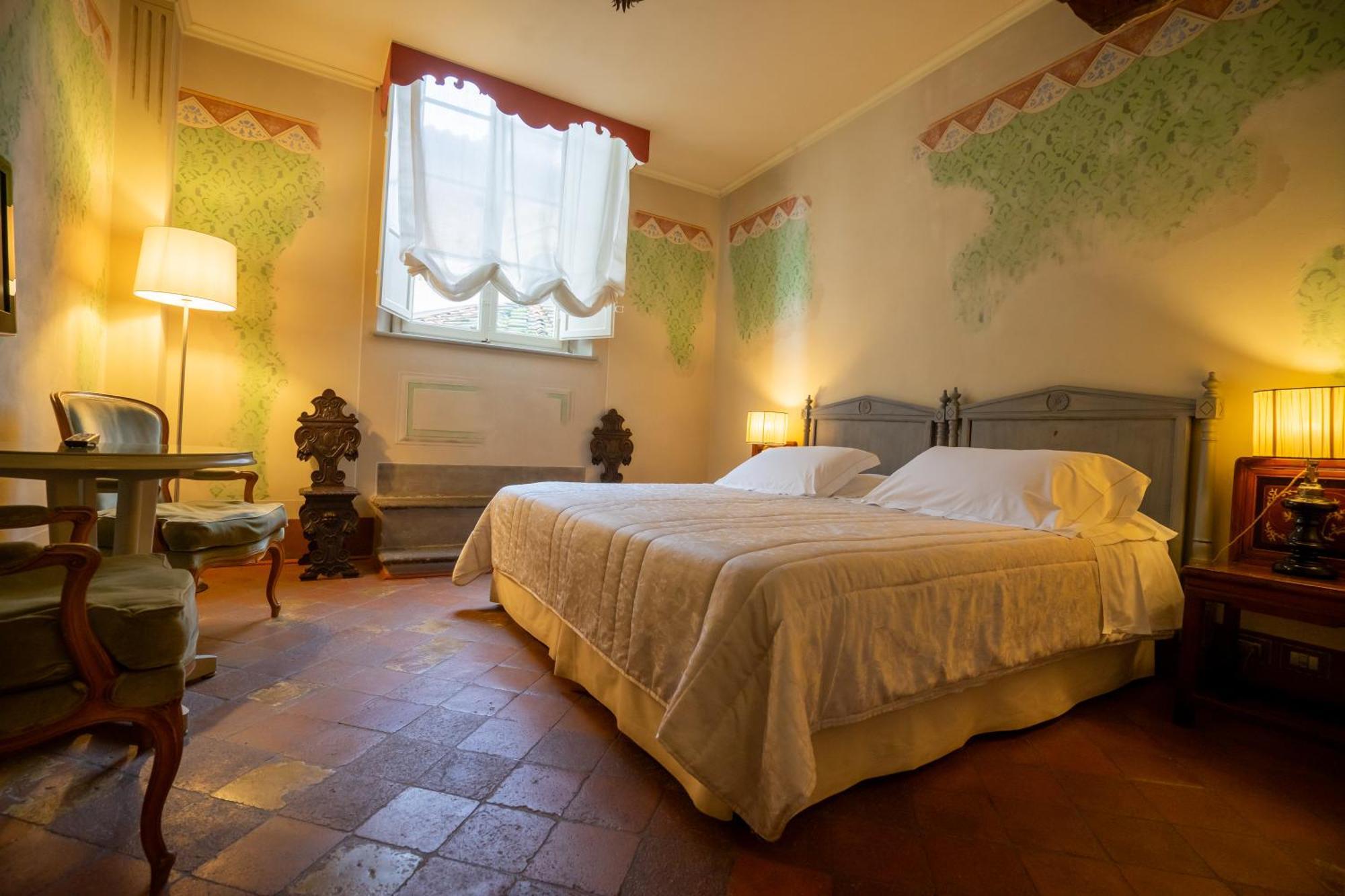 Palazzo Rocchi - Residenza D'Epoca Bed & Breakfast Lucca Bagian luar foto